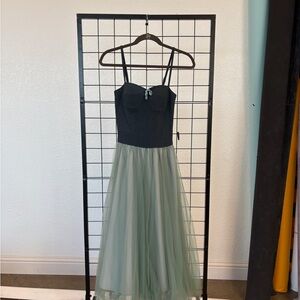 21Ann Gray High-End Custom Dress